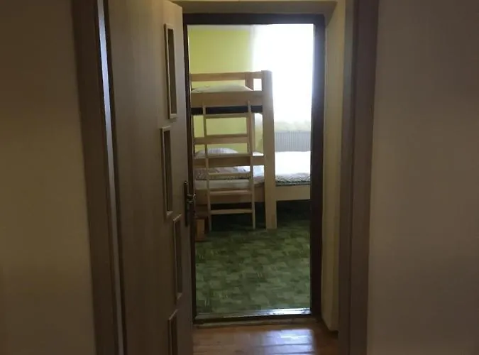 Δωμάτια σε οικογενειακή κατοικία Zuzana