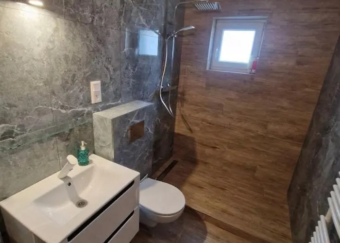 Δωμάτια σε οικογενειακή κατοικία Zuzana